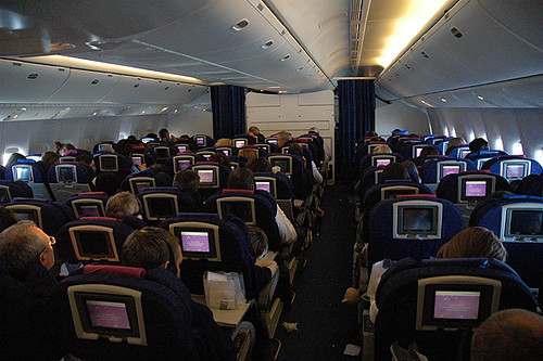 Flapping Airplanes: Is It the Best Way to Cut AI Costs?